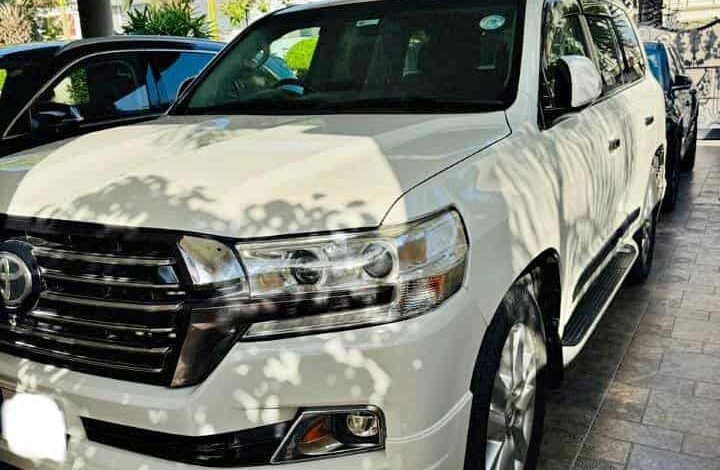 land cruiser for sale in pakistan